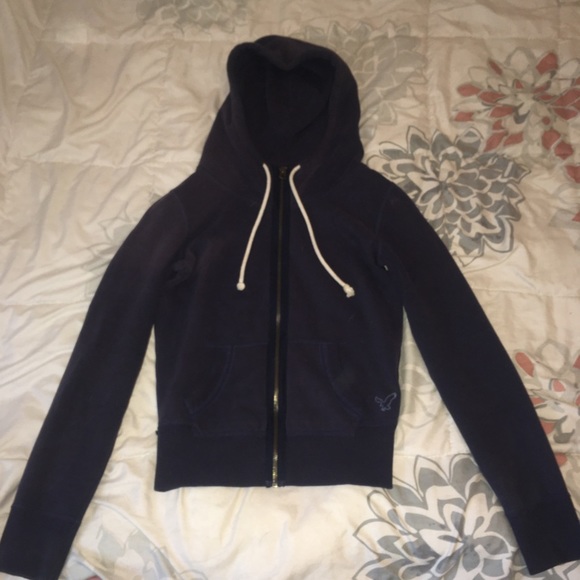 Zip up hood - Picture 1 of 2